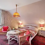Sankt Hubertus Apartman Bad Berneck im Fichtelgebirge